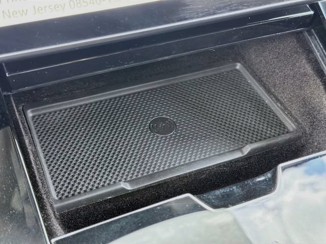 Used 2024 Firenze Red Metallic Land Rover SE image 32