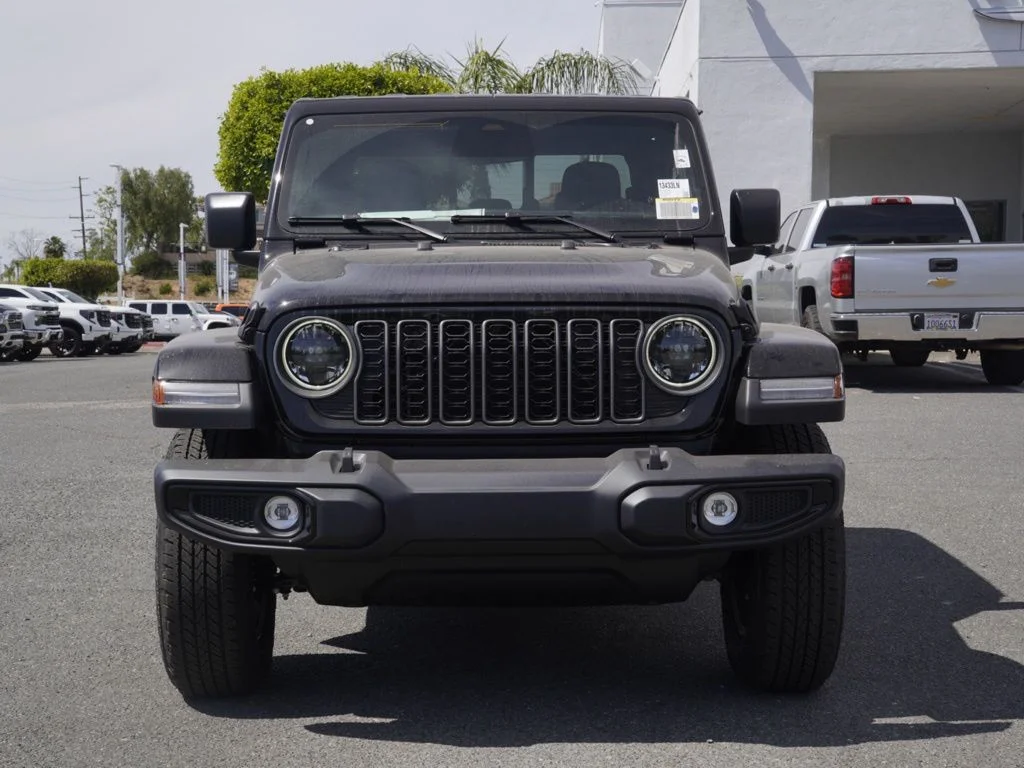 New 2026 Black Clear-Coat Exterior Paint Jeep Sport S image 8