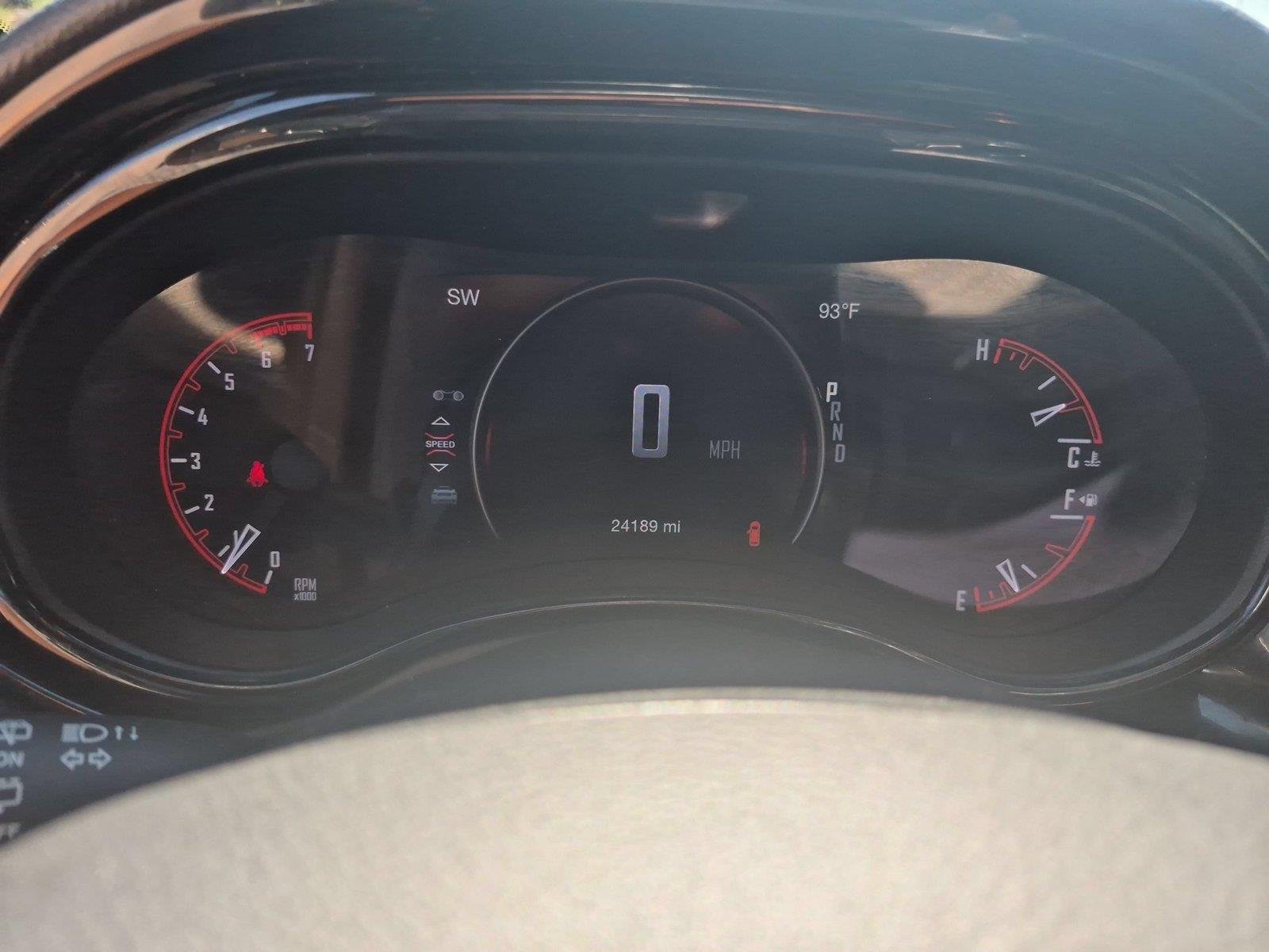 Used 2023 Frostbite Pearlcoat Dodge R/T Plus image 21