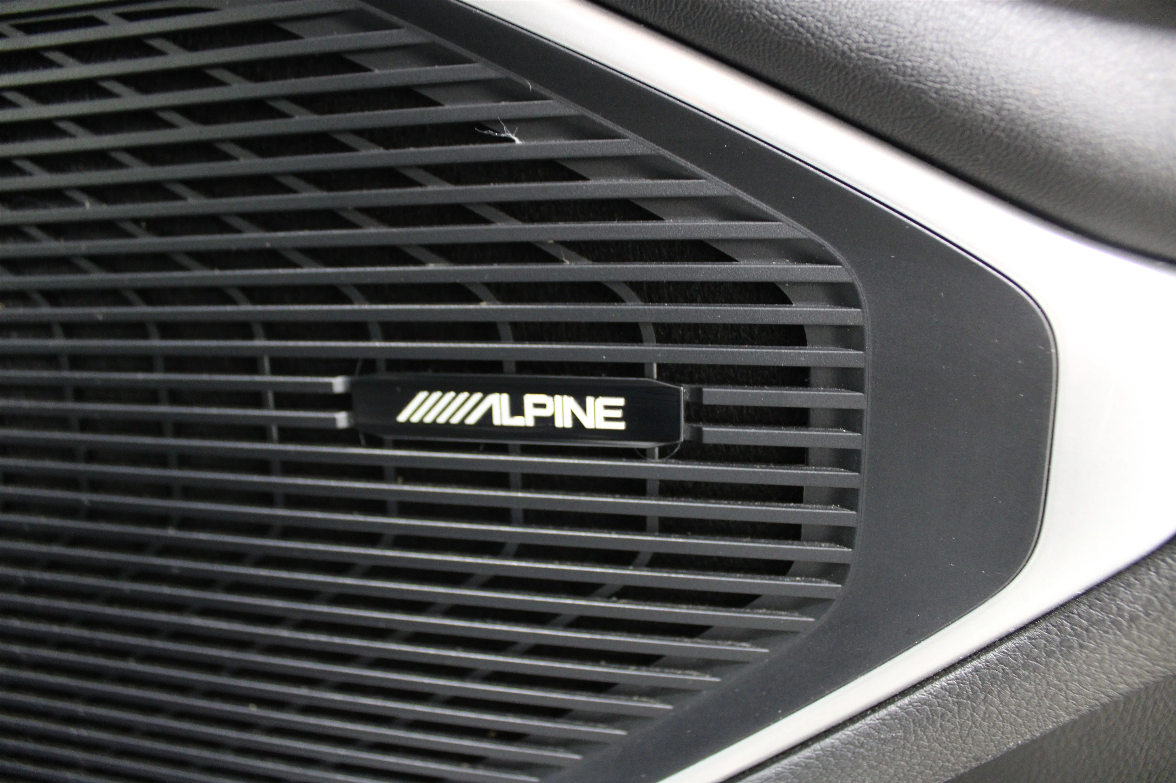 2024 Jeep Wagoneer L Series II - Photo 27