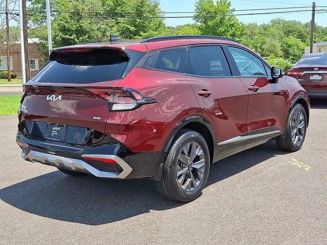 Used 2023 Red Kia SX-Prestige image 7