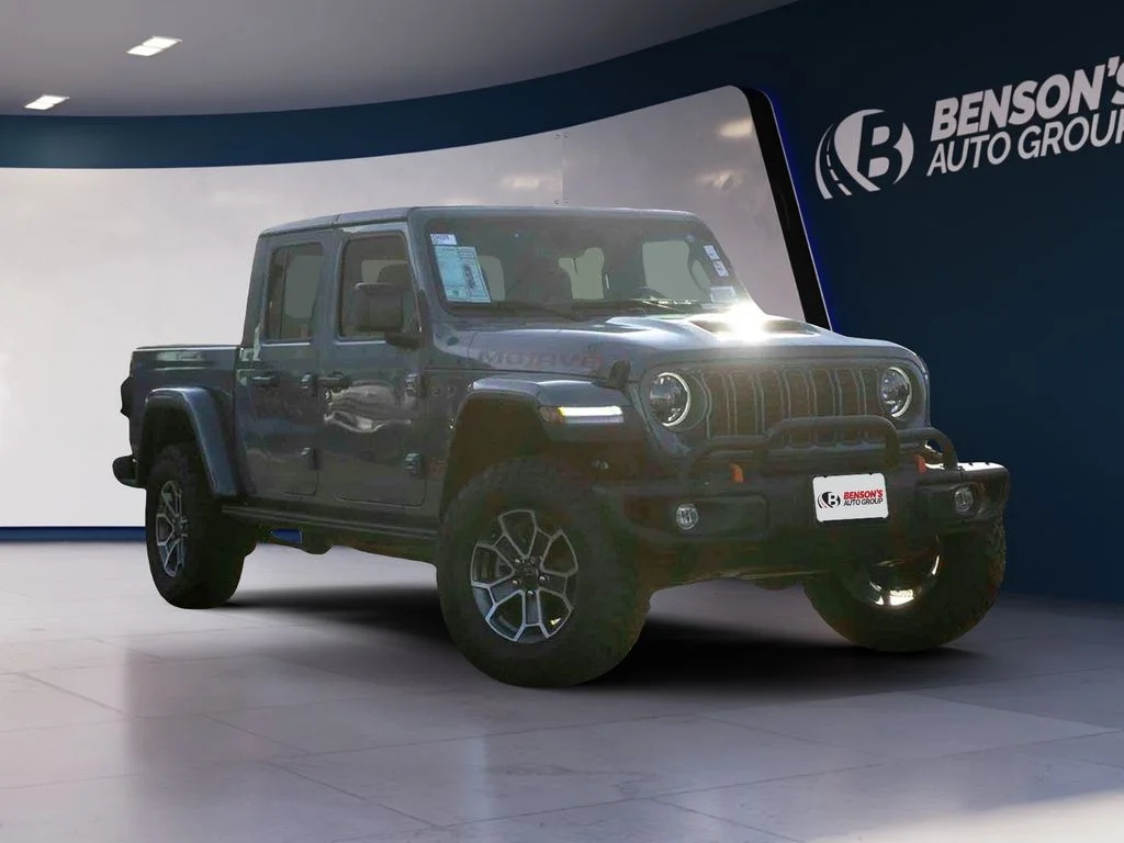 New 2025 Gray Jeep Mojave image 1