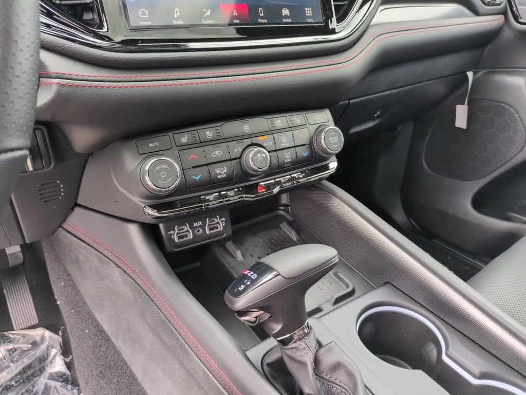 New 2026 Vapor Gray Exterior Paint Dodge GT Plus HEMI V8 image 22