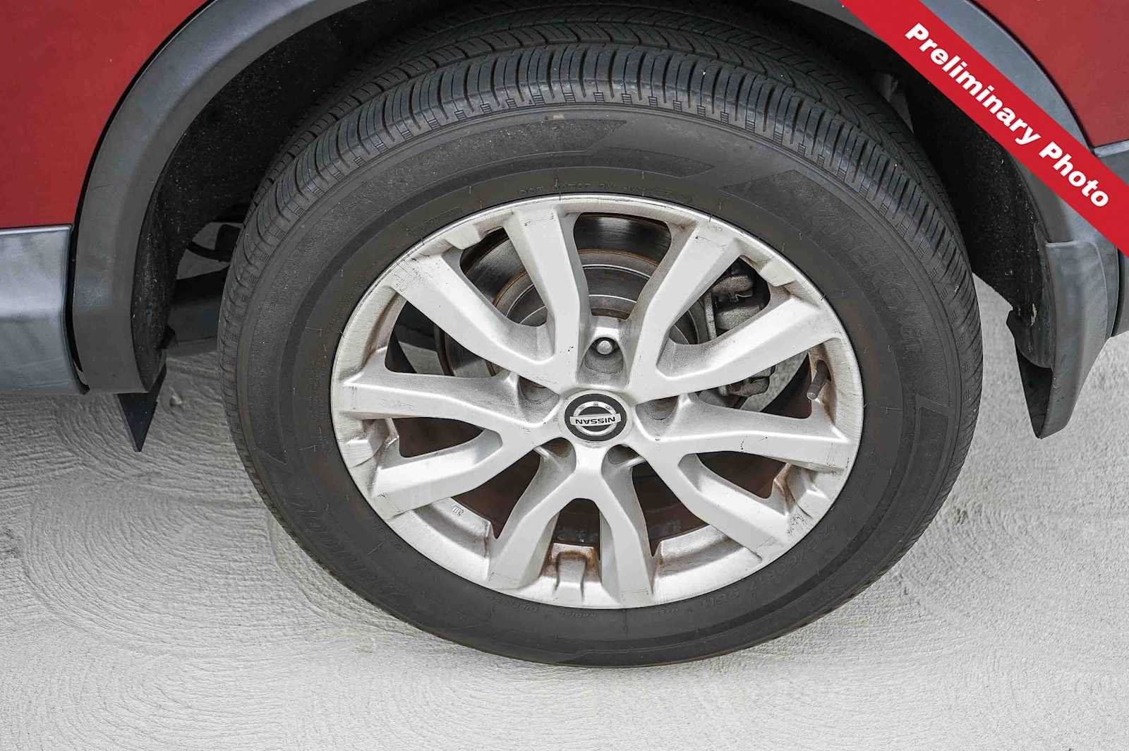 Used 2020 Scarlet Ember Tintcoat Nissan SV image 10