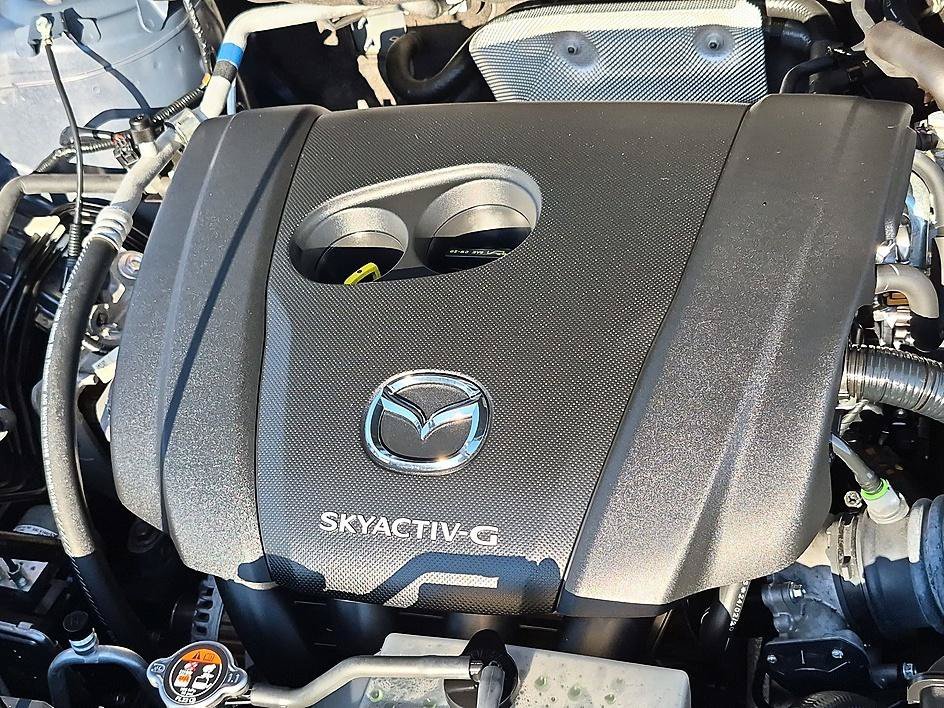 Used 2024 Polymetal Gray Metallic Mazda 2.5 S Carbon Edition image 37