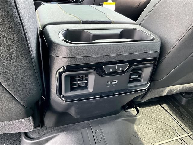 2026 Chevrolet Silverado 1500 ZR2 - Photo 17