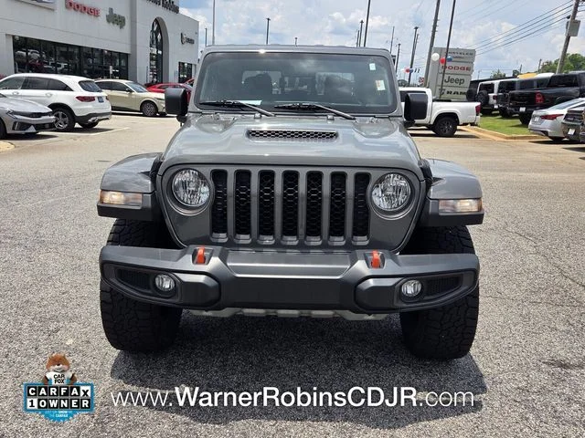 Used 2023 Gray Jeep Mojave image 2