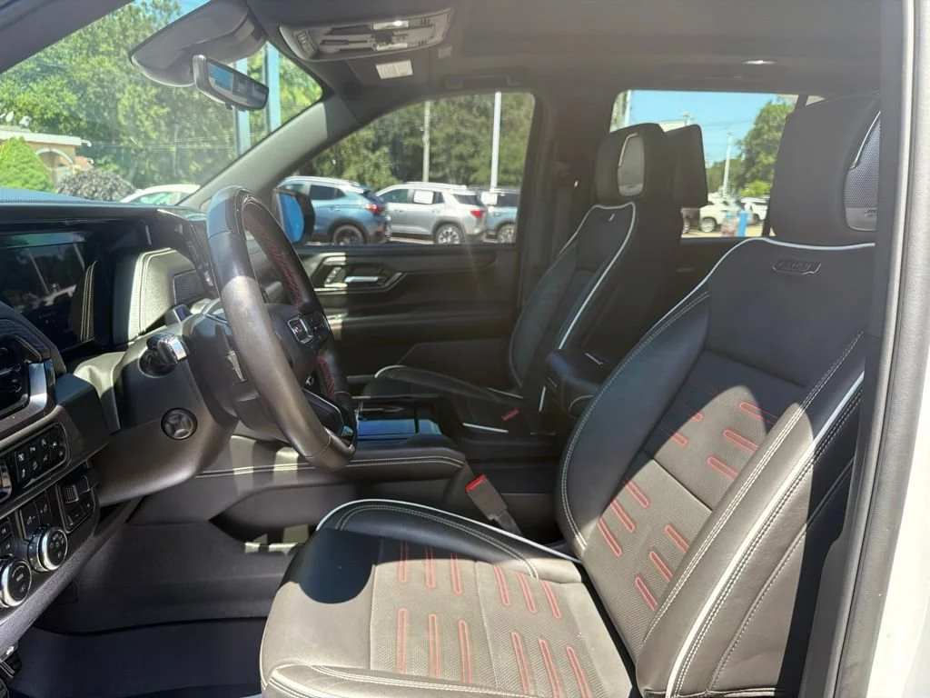 Certified Used 2025 Summit White GMC AT4 Ultimate image 27