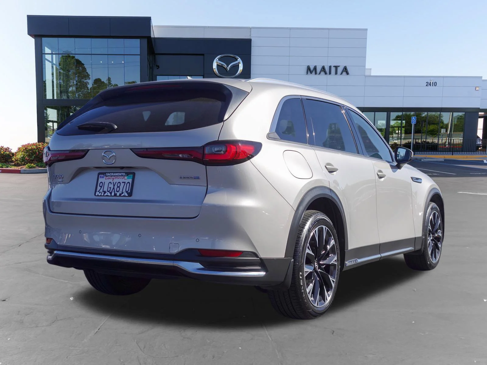 Certified Used 2024 Platinum Quartz Mazda Premium Plus image 4