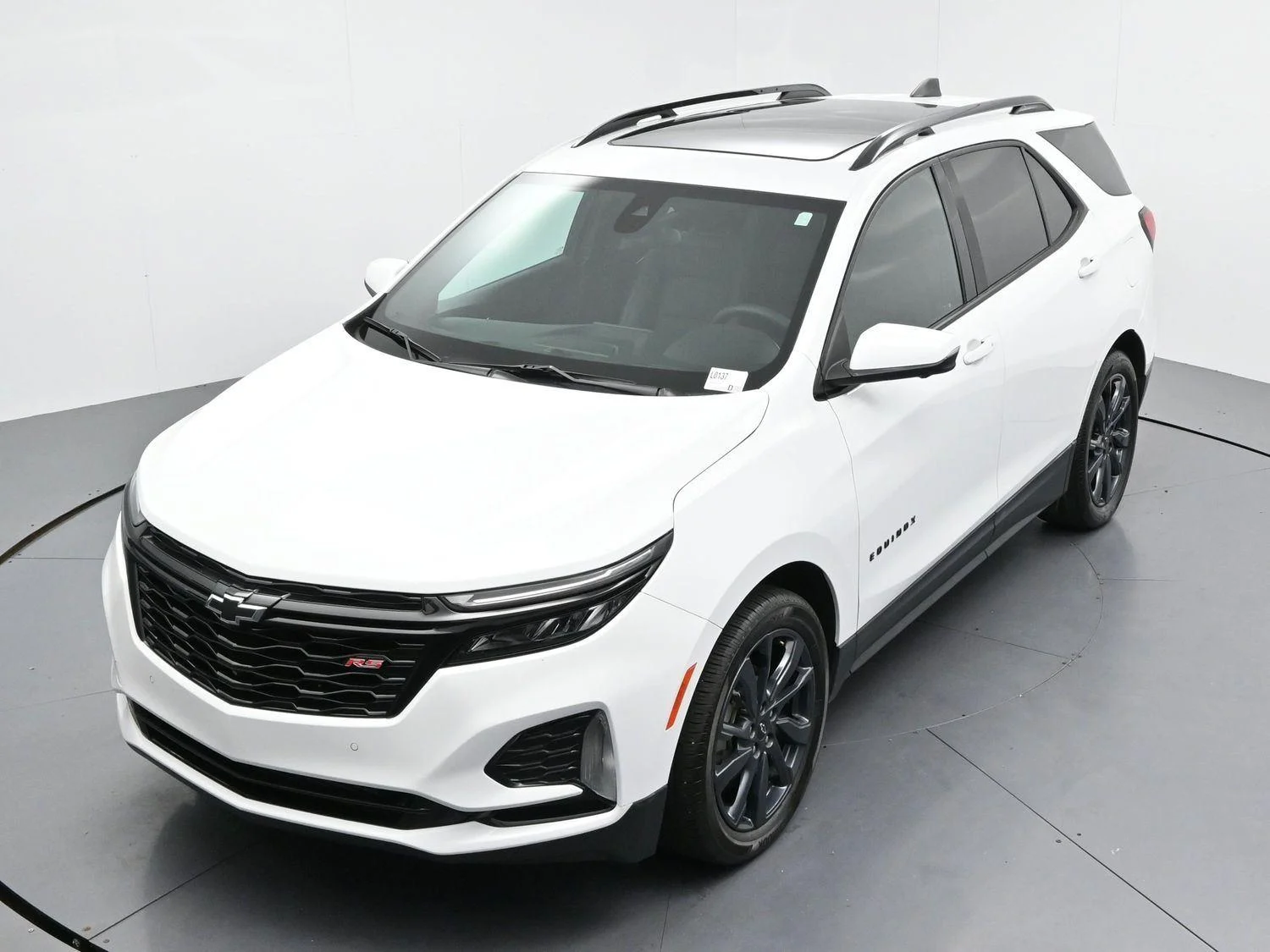 Used 2024 Summit White Chevrolet RS image 37