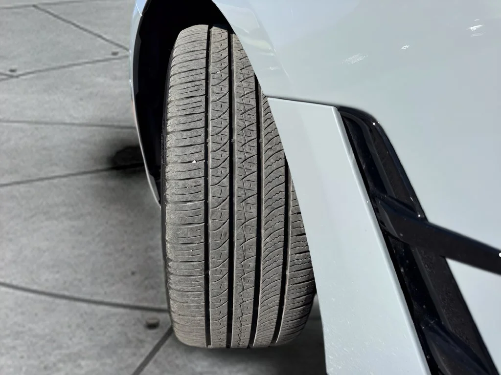 Used 2024 Gray BMW eDrive35 image 35
