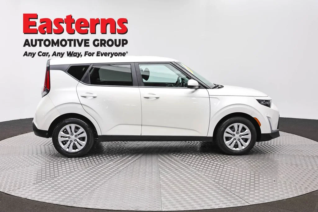 Used 2023 White Kia LX image 4
