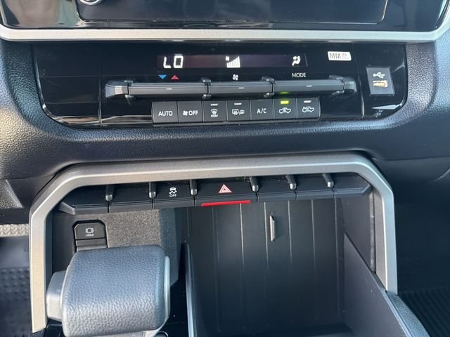 2025 Toyota Tundra SR5 - Photo 22