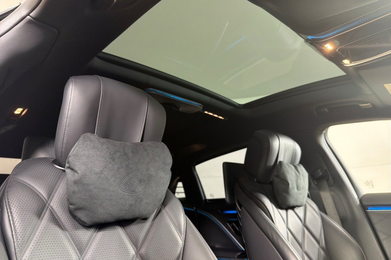 Certified Used 2024 Cirrus Silver Metallic Mercedes-Benz Maybach S 580 image 15