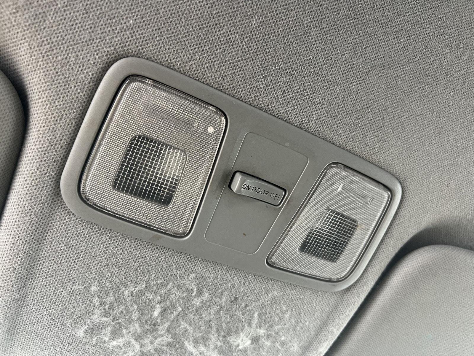 2012 Hyundai Accent GLS - Photo 19
