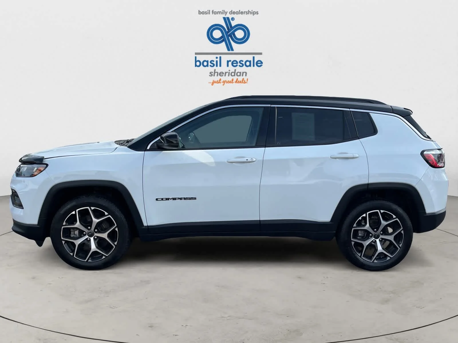Used 2025 Bright White Clearcoat Jeep Limited image 3