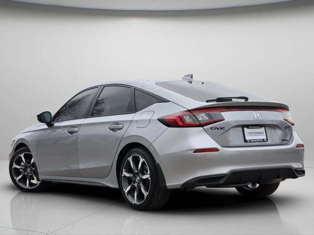 2026 Honda Civic Hatchback Sport Touring - Photo 6