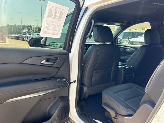 Used 2026 Summit White Chevrolet LT image 16