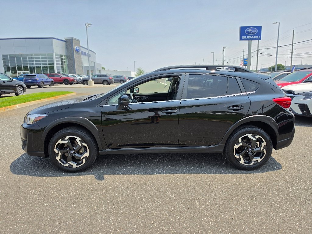 Used 2023 Crystal Black Silica Subaru Limited image 21