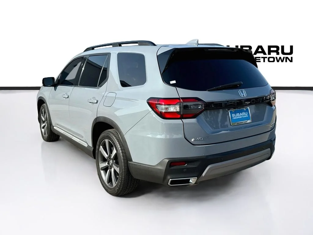 Used 2024 Gray Honda Touring image 5