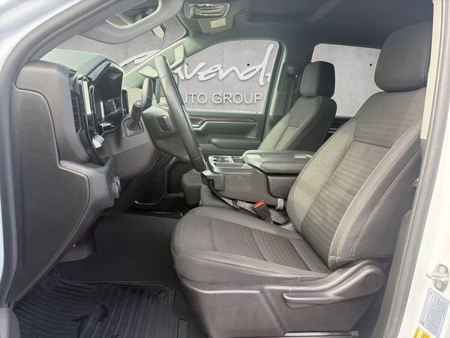 Used 2024 Summit White Chevrolet LT image 19