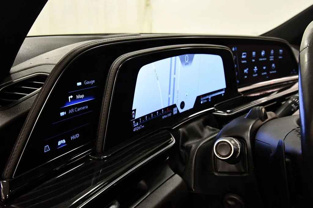 Used 2023  Cadillac Sport image 23