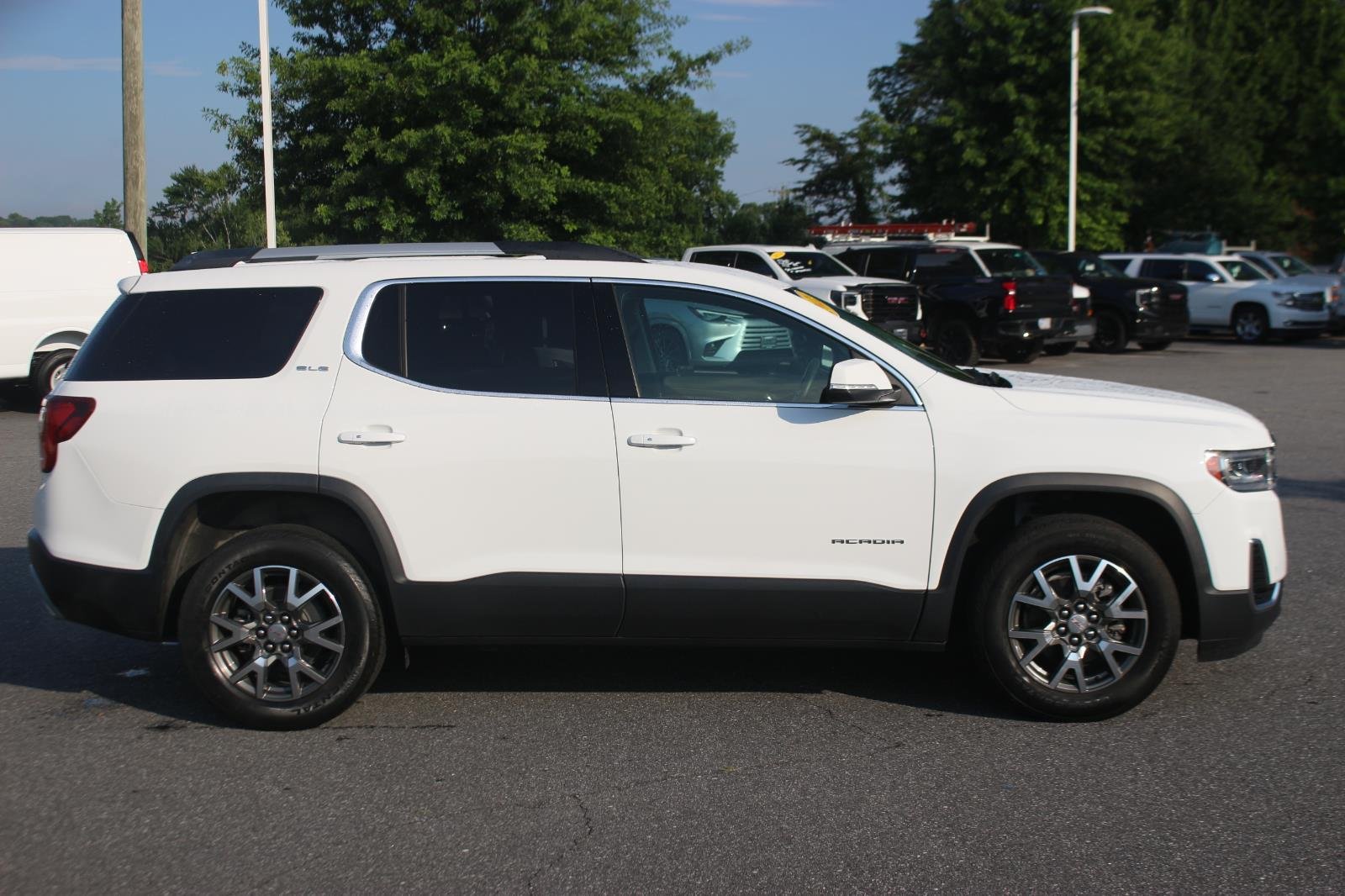 Used 2021 Summit White GMC SLE image 8