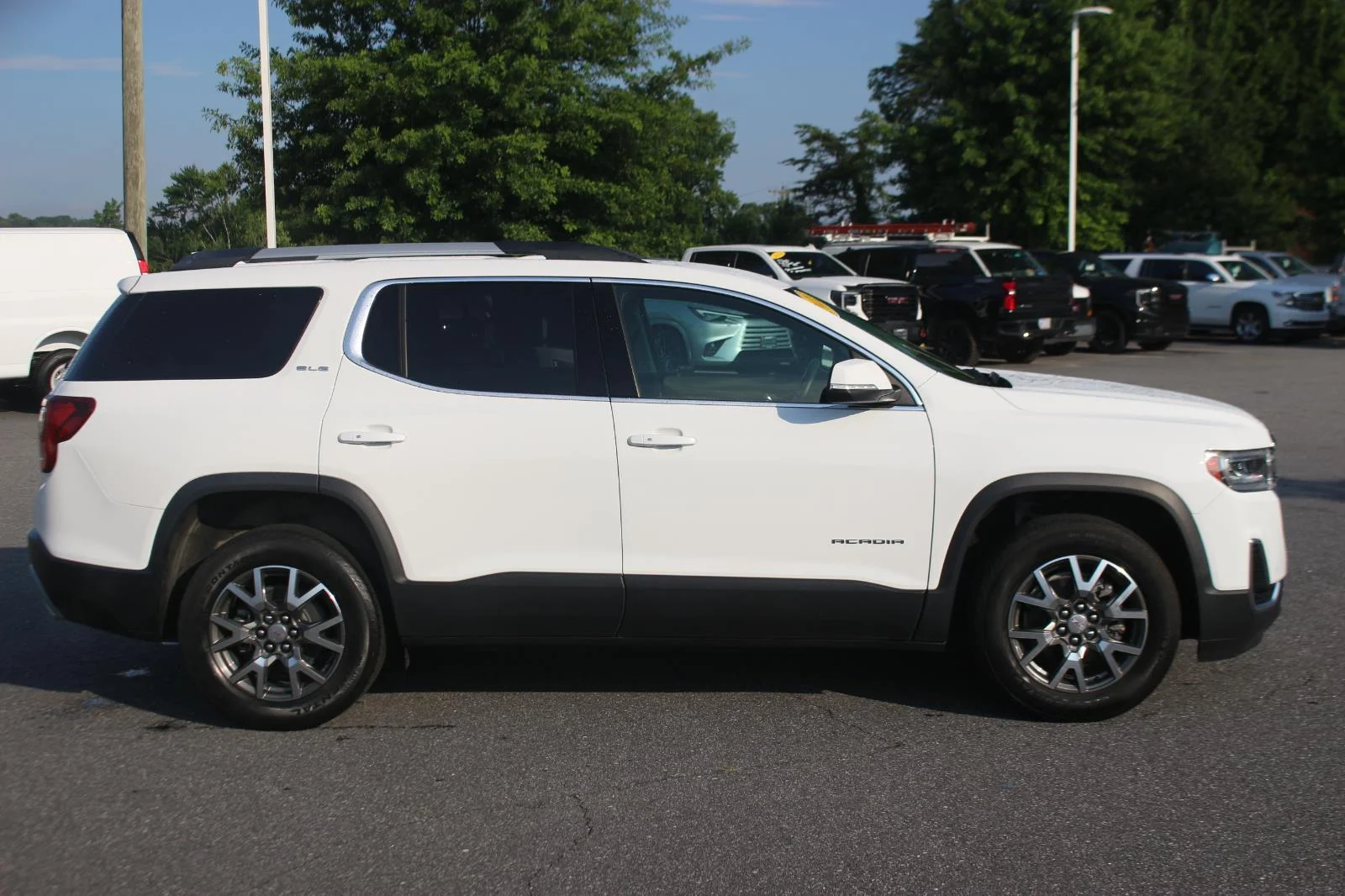 Used 2021 Summit White GMC SLE image 8