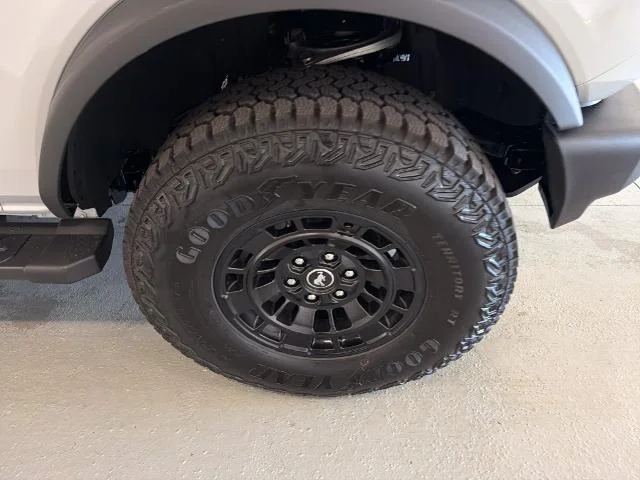 New 2026 Avalanche Gray Ford Base image 22
