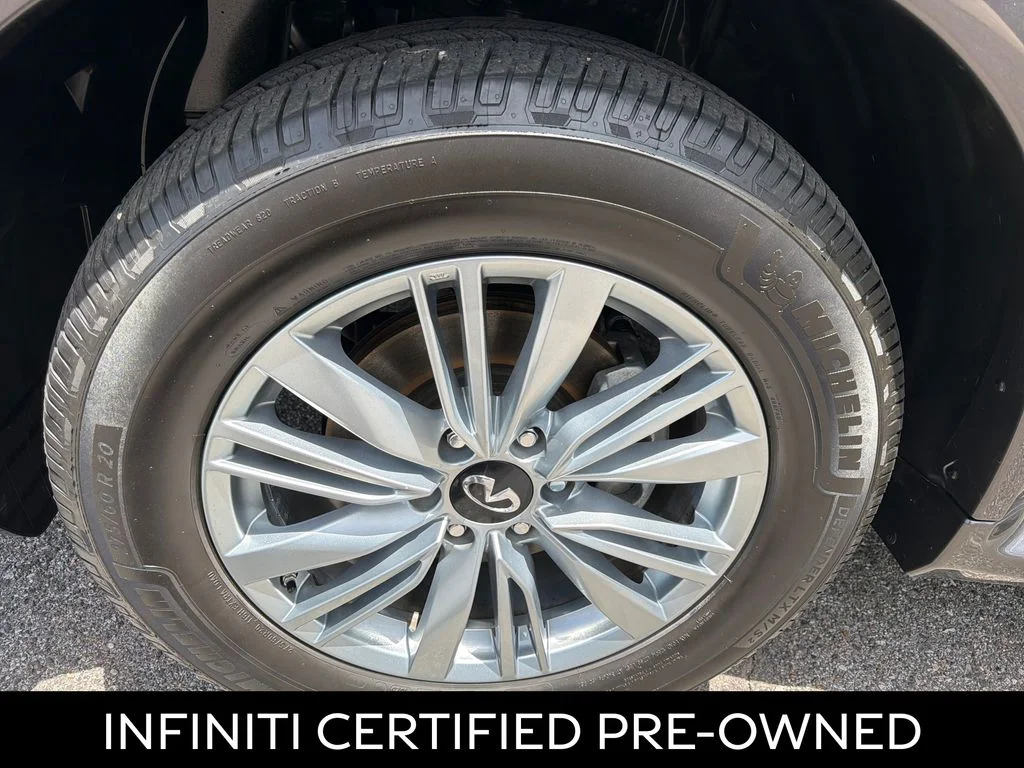 Certified Used 2023 Anthracite Gray INFINITI LUXE image 15