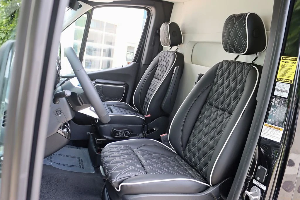 Used 2026 Black Mercedes-Benz  image 27