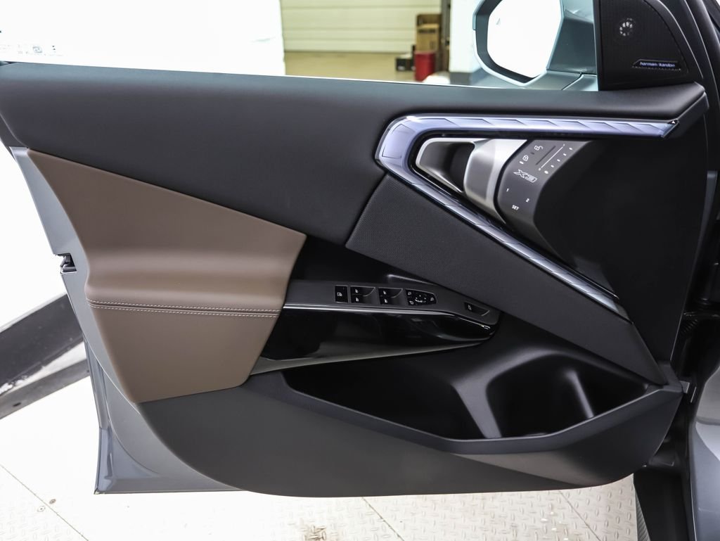 New 2026 Gray Metallic BMW 30 xDrive image 9