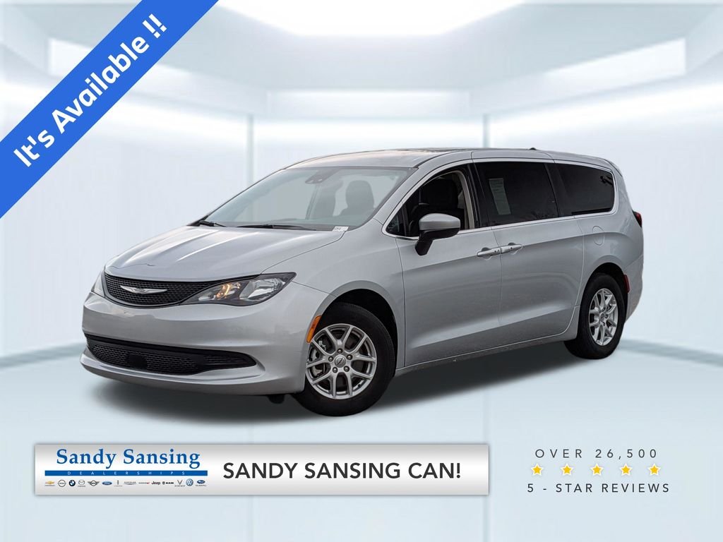 2023 Chrysler Voyager LX's photo