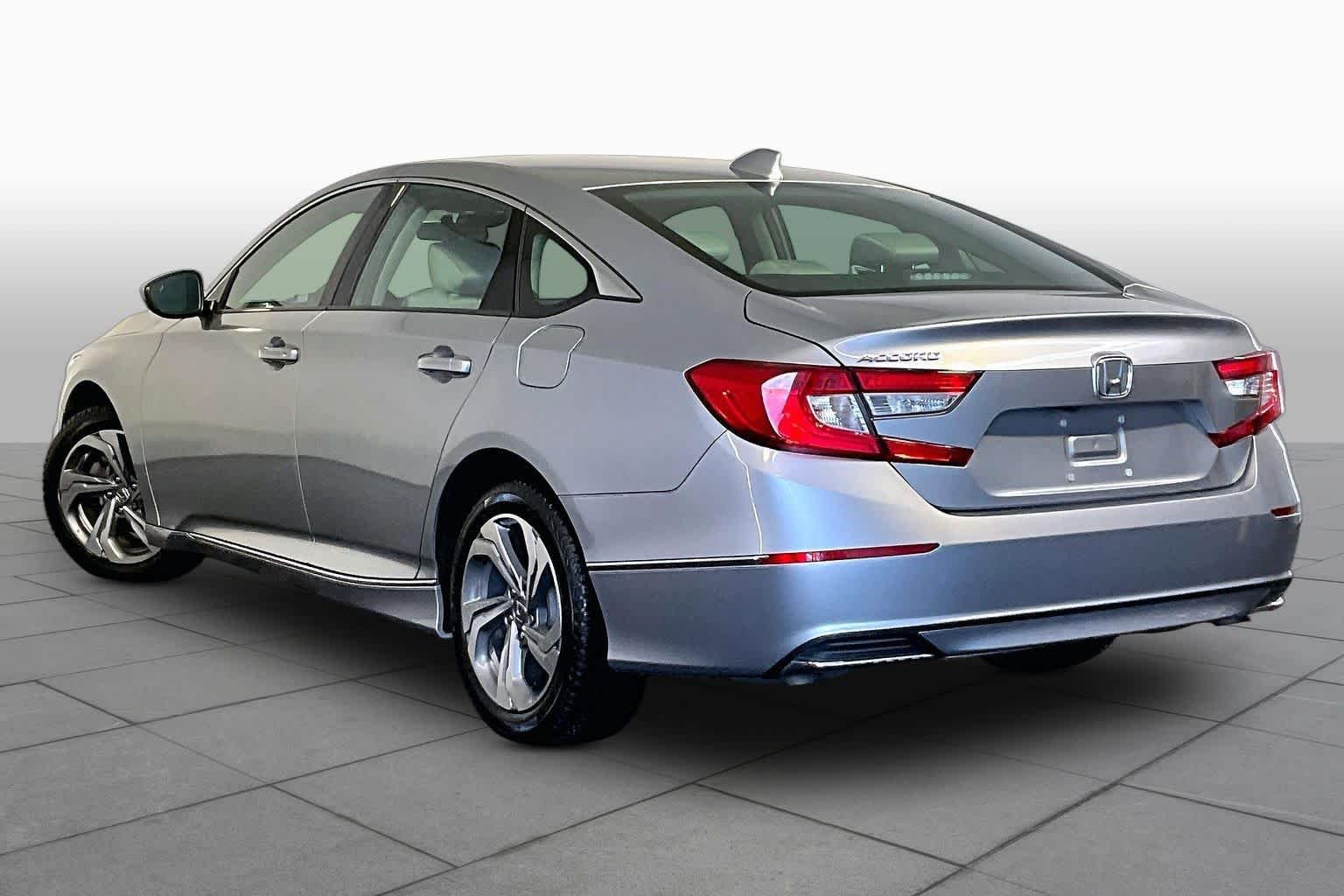 Used 2020 Lunar Silver Metallic Honda EX image 12