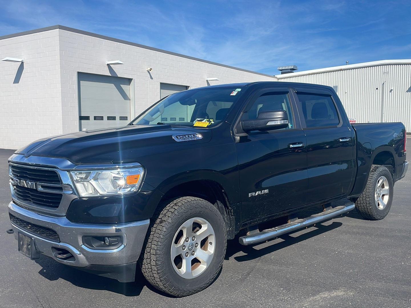 Used 2019 Diamond Black Crystal Pearlcoat Ram Big Horn/Lone Star image 10