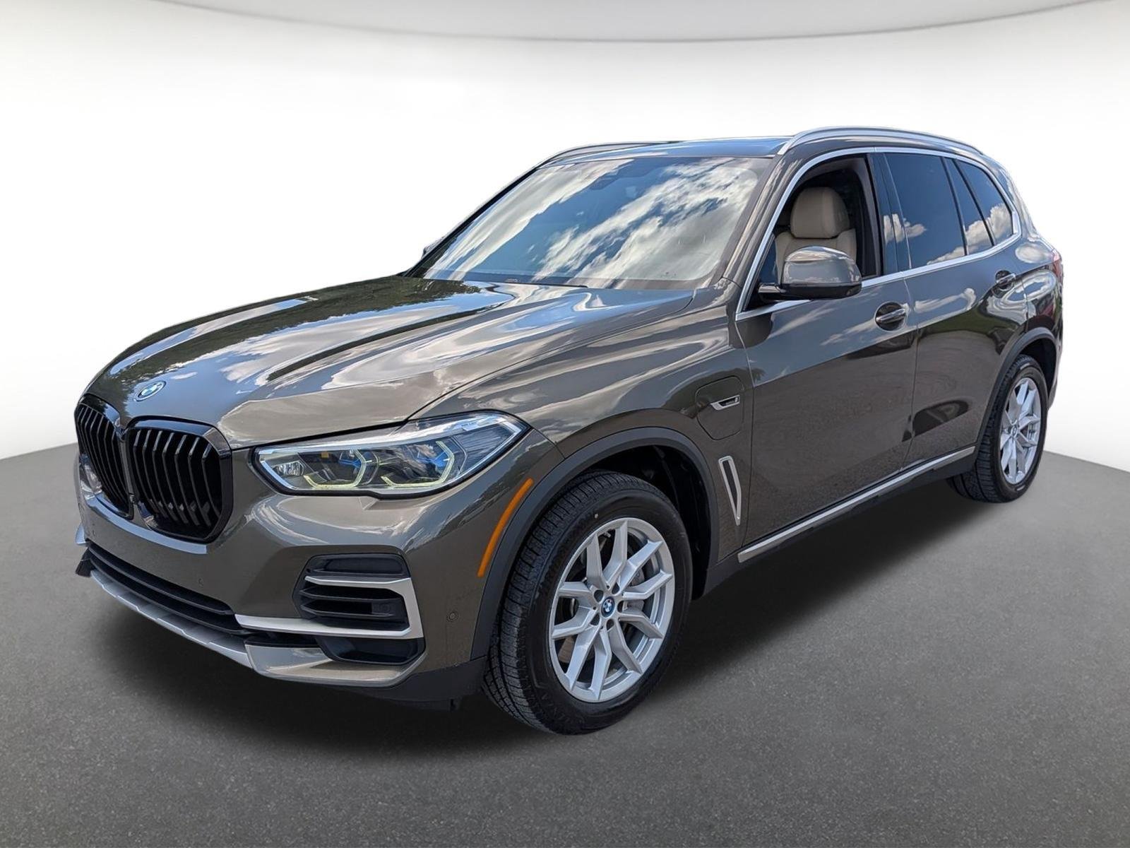 2022 BMW X5 xDrive45e AWD photo