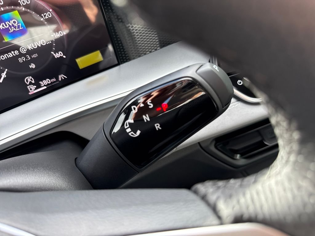 New 2026  Volkswagen 2.0T SE R-Line Black image 16