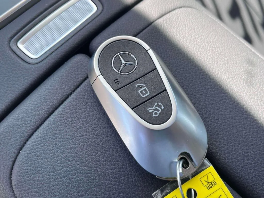 Used 2024 BLK/Black Mercedes-Benz E 350 image 4