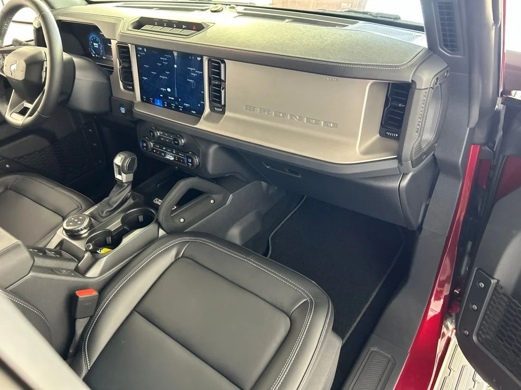 New 2026 Ruby Red Metallic Tinted Clearcoat Ford Outer Banks® image 27
