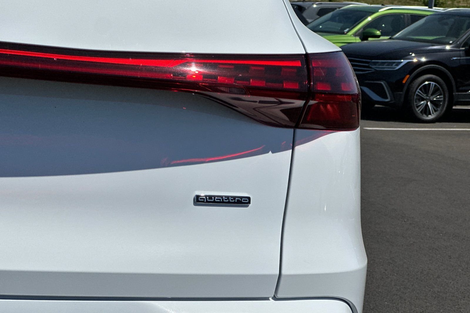Used 2025 White Audi  image 25