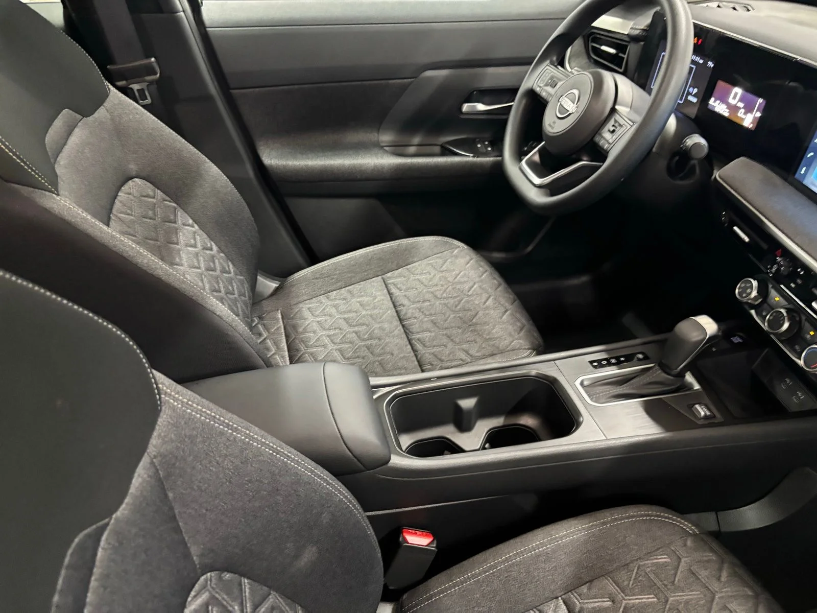 Used 2025 Gray Nissan SV image 20