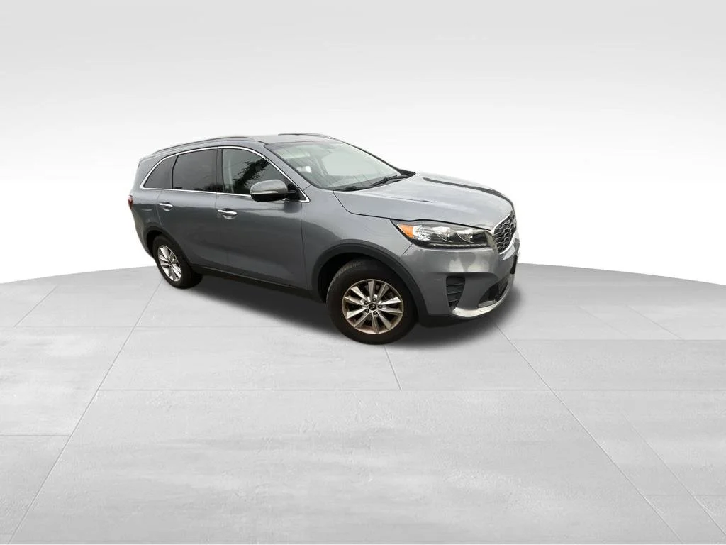 Used 2020 Silver Kia LX image 22