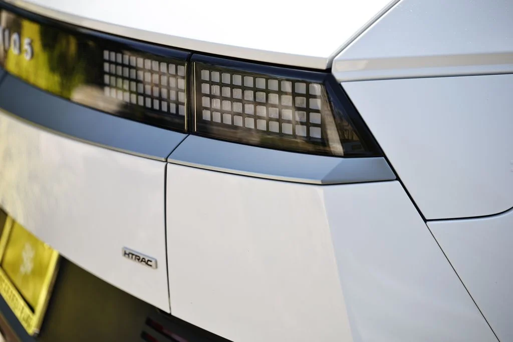 Used 2023 Atlas White Hyundai SEL image 5