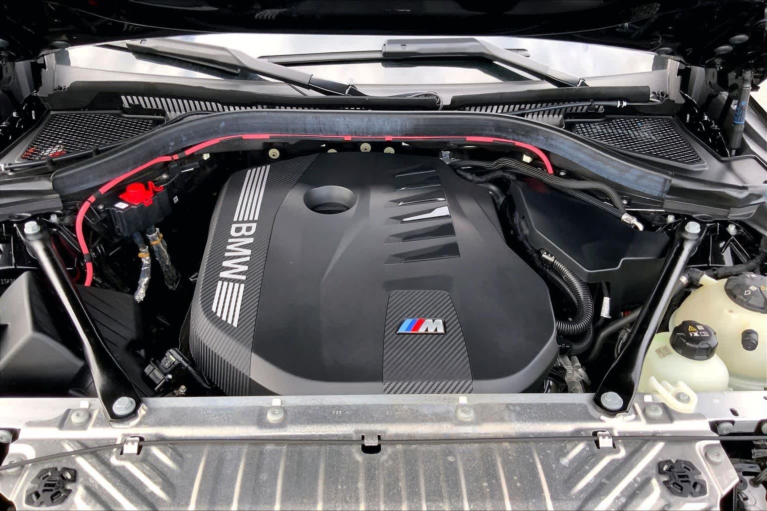 Certified Used 2025 Black Sapphire Metallic BMW M50 xDrive image 30