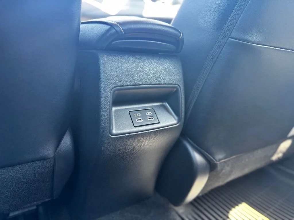 Used 2026  Toyota XLE image 21