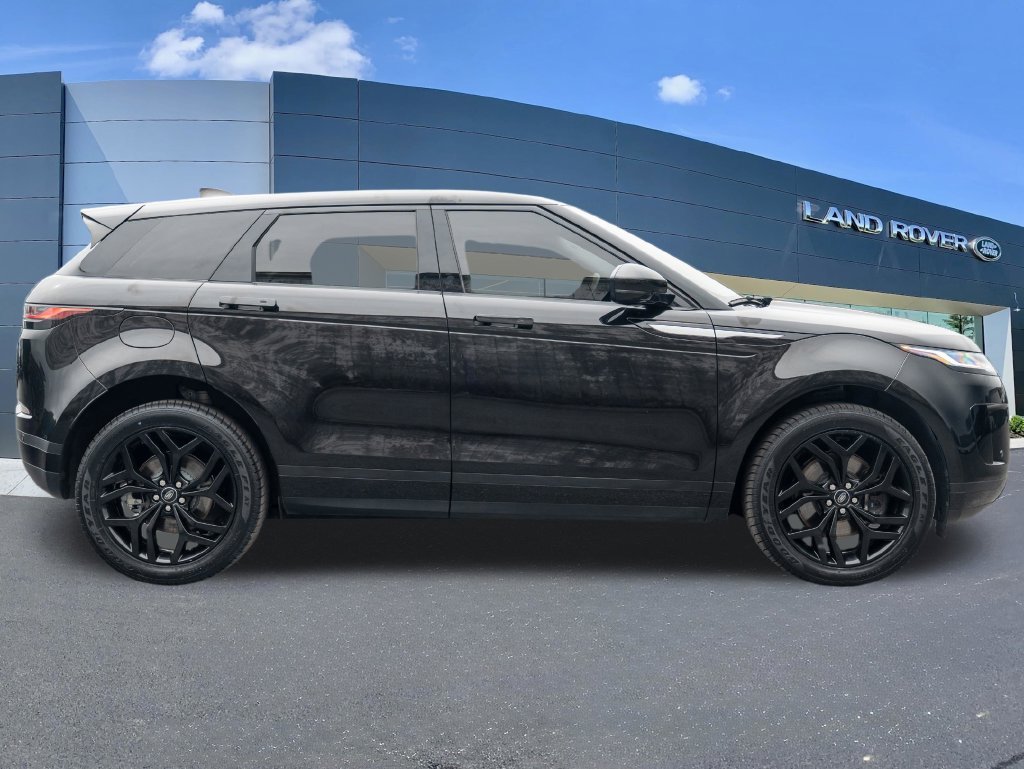 Used 2022 Black Land Rover S image 9