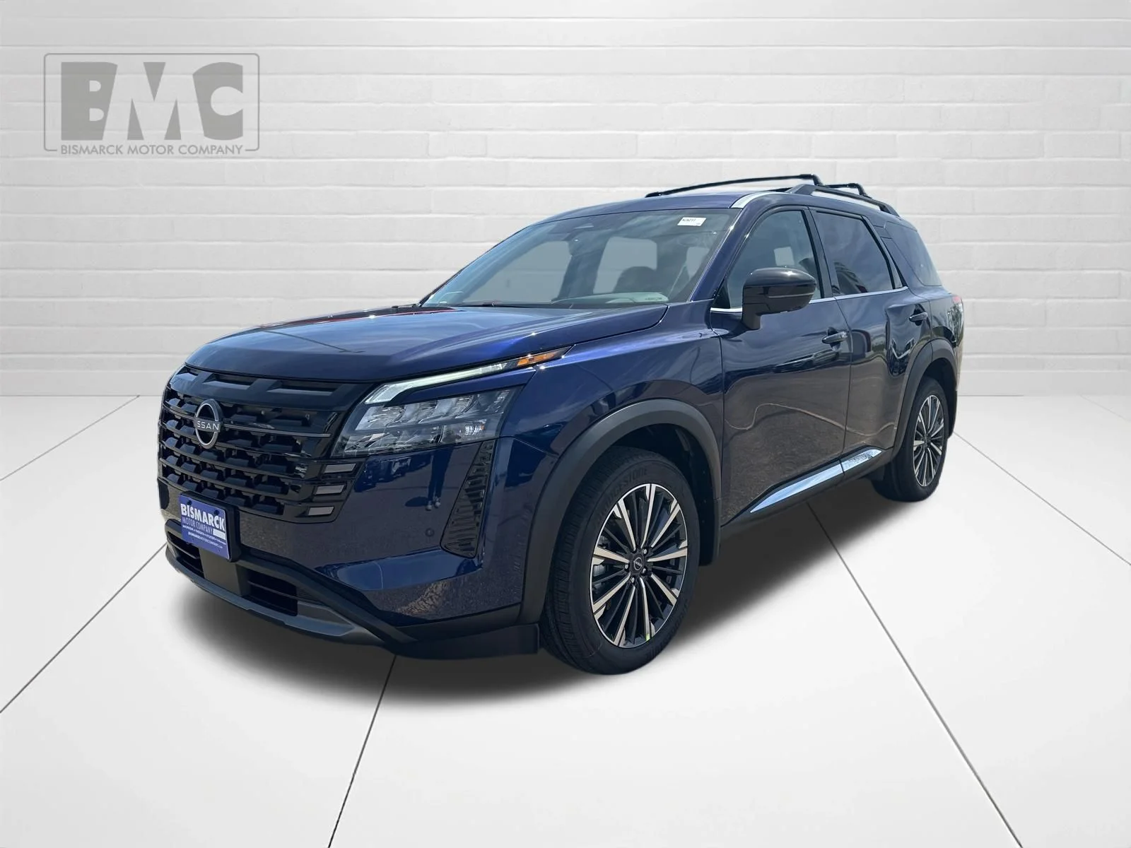 2026 Nissan Pathfinder Platinum 4WD's photo