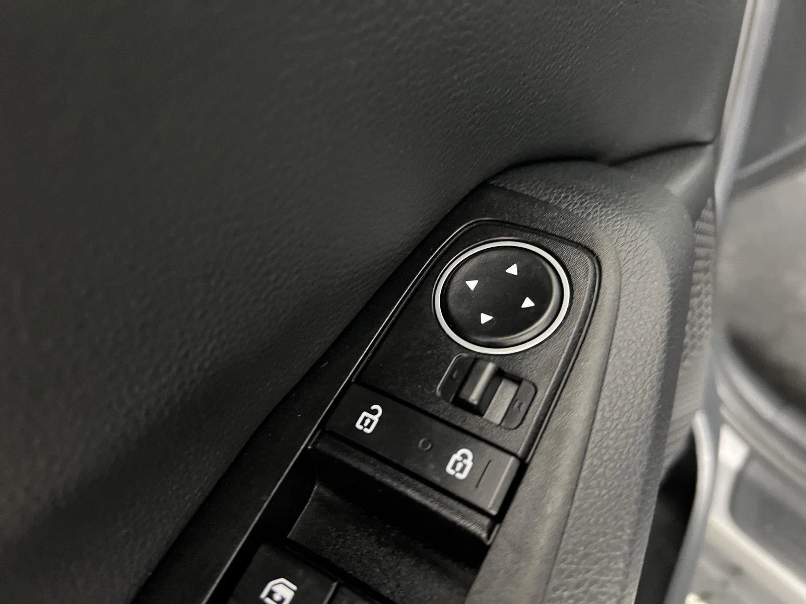 Used 2022 Gy Kia S image 24