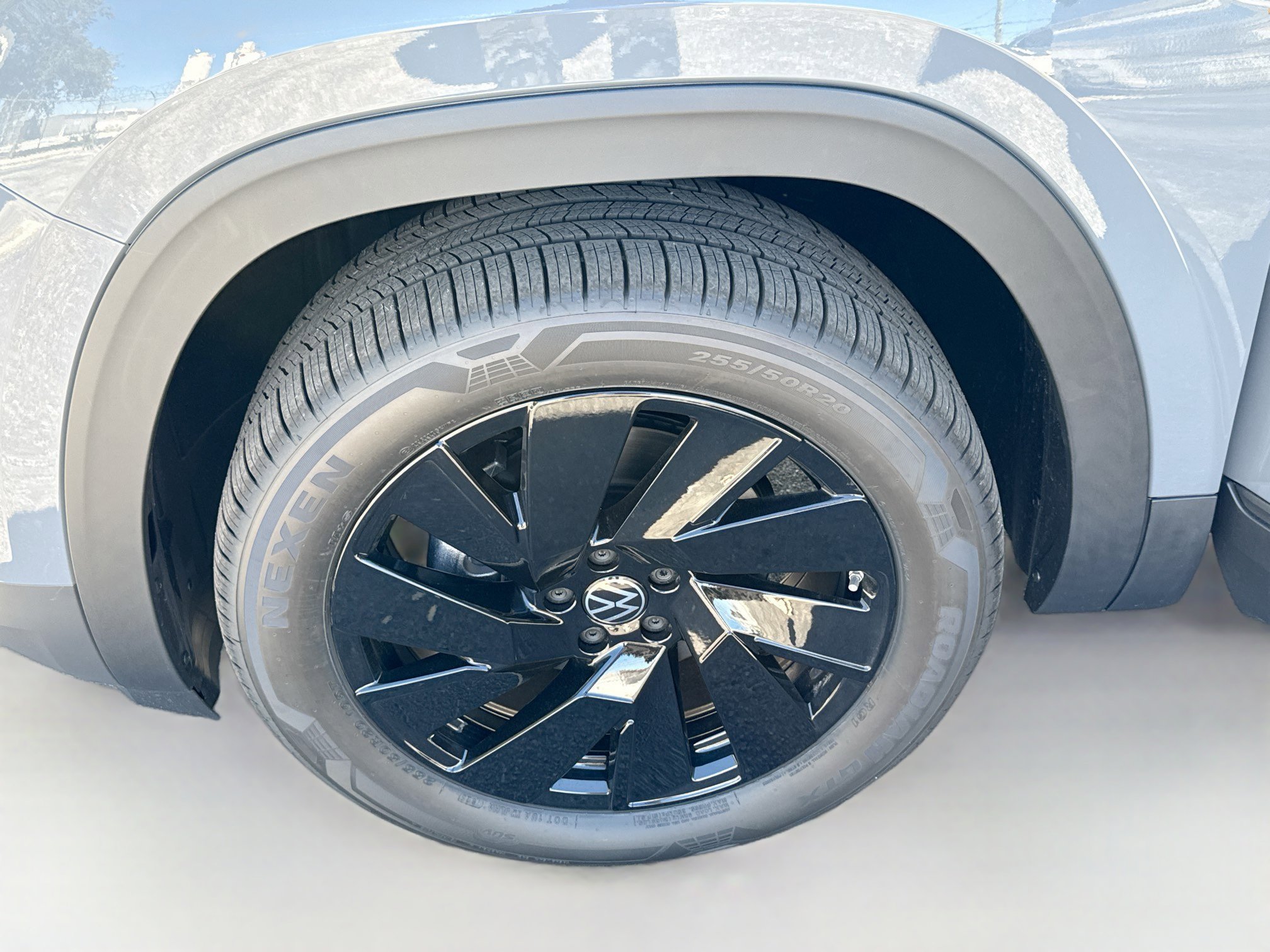 2026 Volkswagen Atlas SE w/Tech - Photo 28