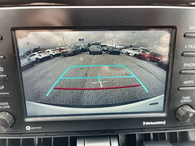 Used 2022 White Toyota LE image 24